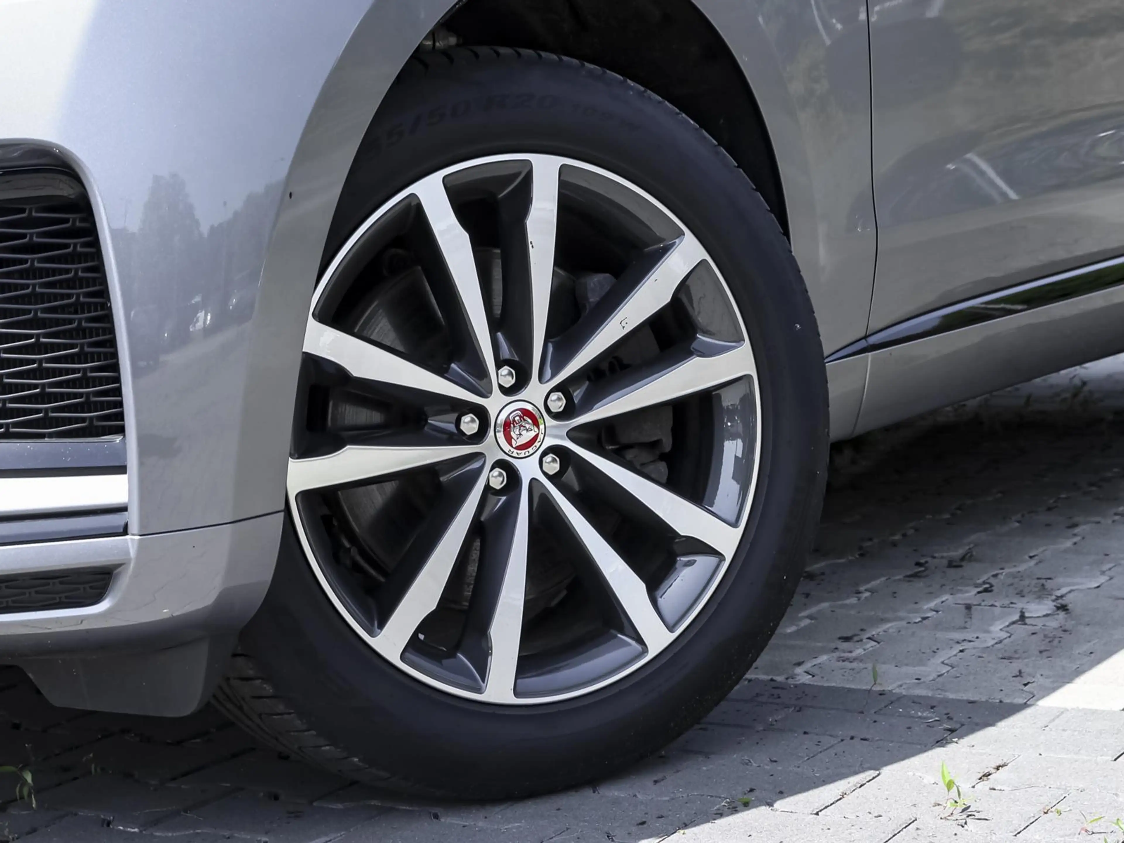 Jaguar F-Pace D300 R-Dynamic SE AWD NAVI BLACK PACK AHK — photo 7