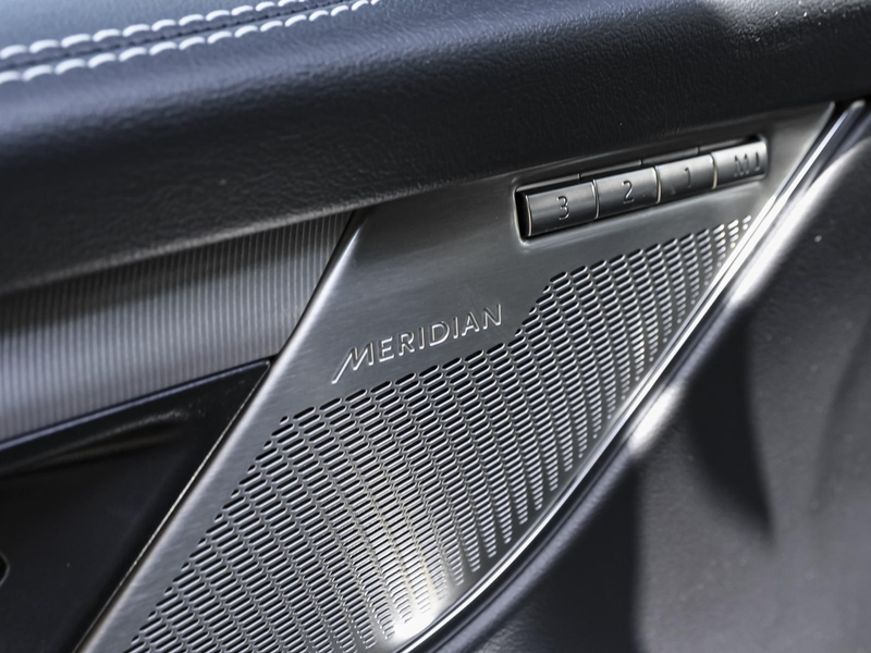 Jaguar F-Pace D300 R-Dynamic SE AWD NAVI BLACK PACK AHK — photo 10