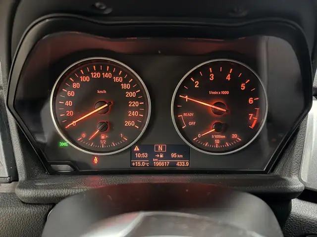 BMW 2 Series view 12