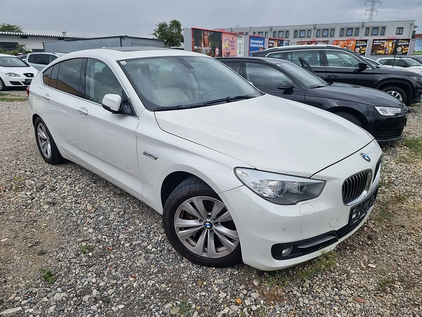 BMW 520 d Gran Turismo Aut. ** AUSSTATTUNG ** Weiß - 1