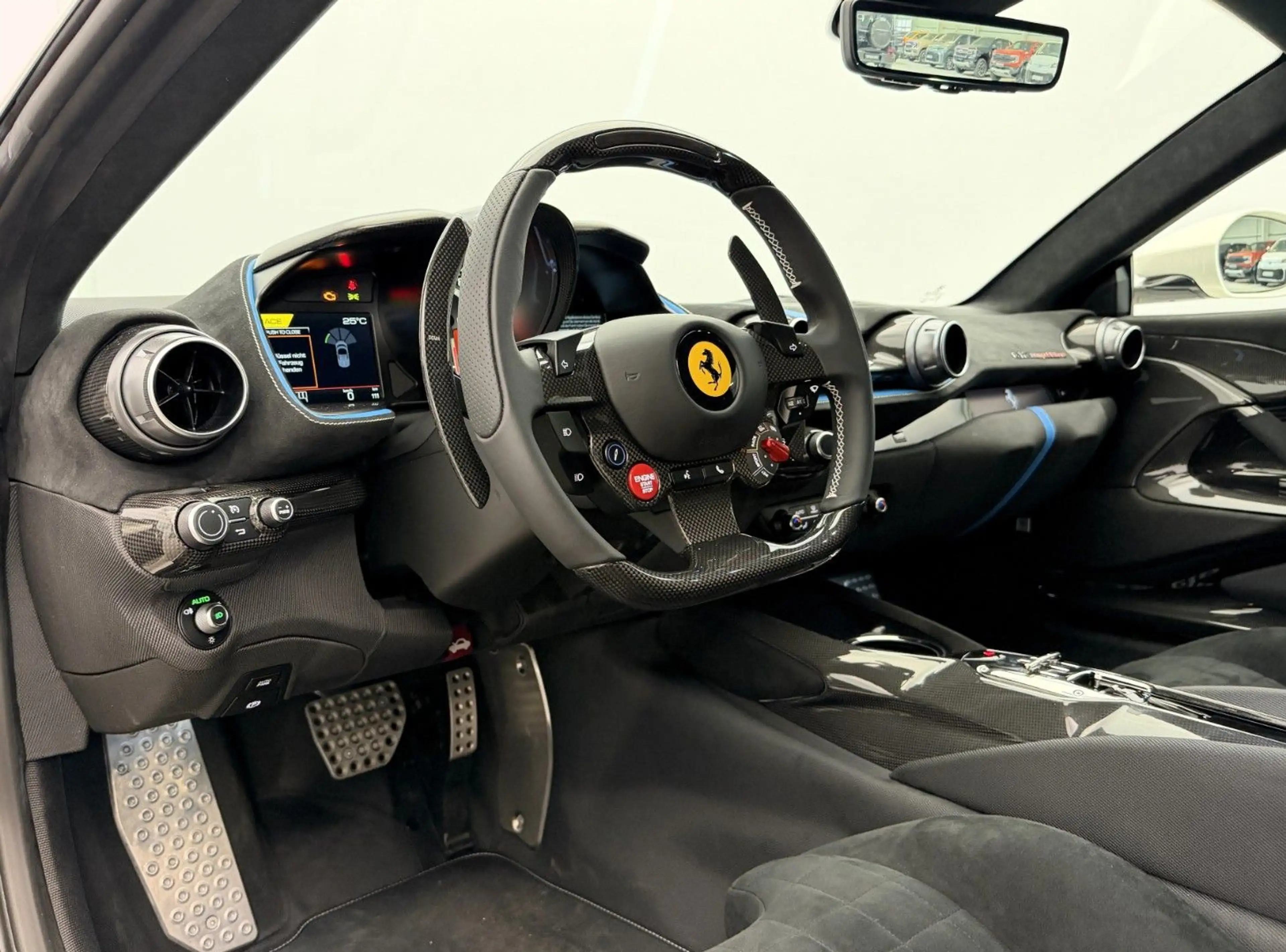 Ferrari 812 Competizione — photo 9