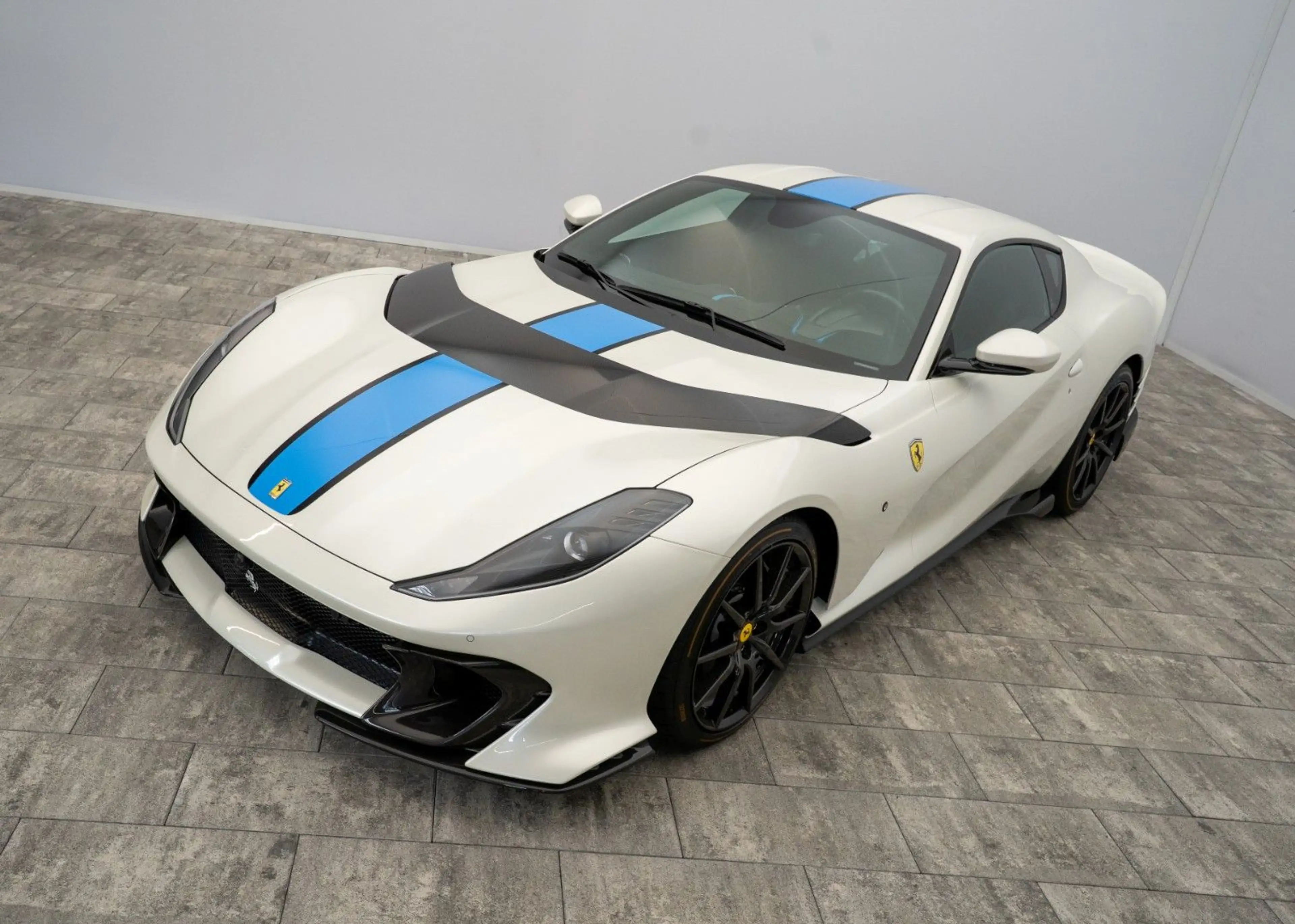 Ferrari 812 Competizione