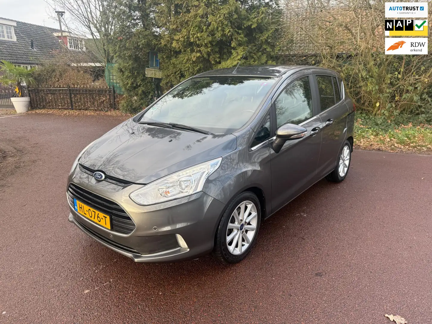 Ford B-Max 1.0 EcoBoost Titanium / Navi / camera / Airco / Ap Grau - 1