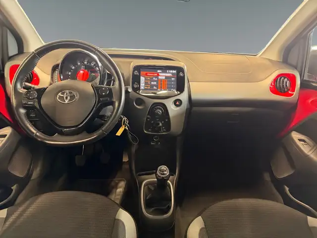 Toyota Aygo view 11