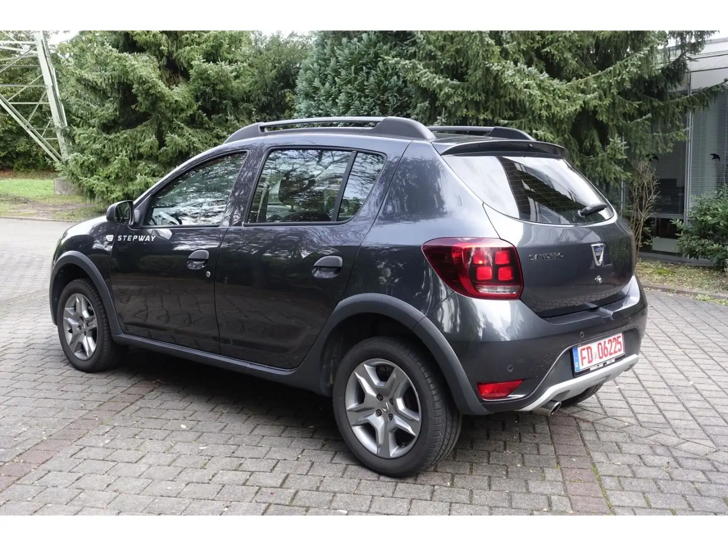 Dacia Sandero II Stepway Prestige 0.9 TCe 90 eco Grau - 2