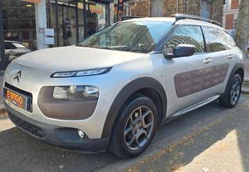 shine édition (idéal jeune permis) toit pano distri & embrayage changés