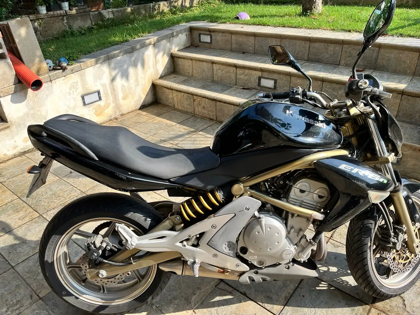 Kawasaki ER - 6 N Fekete - 1