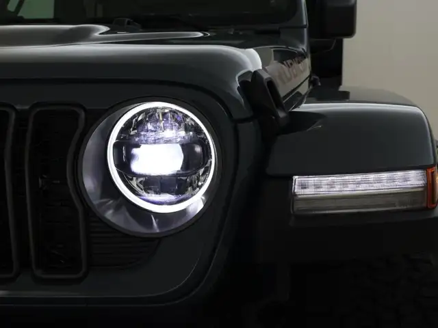 Jeep Wrangler view 10