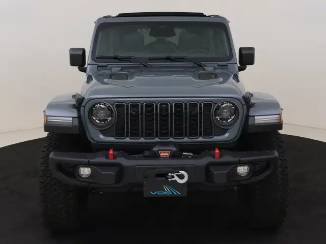 Jeep Wrangler view 2