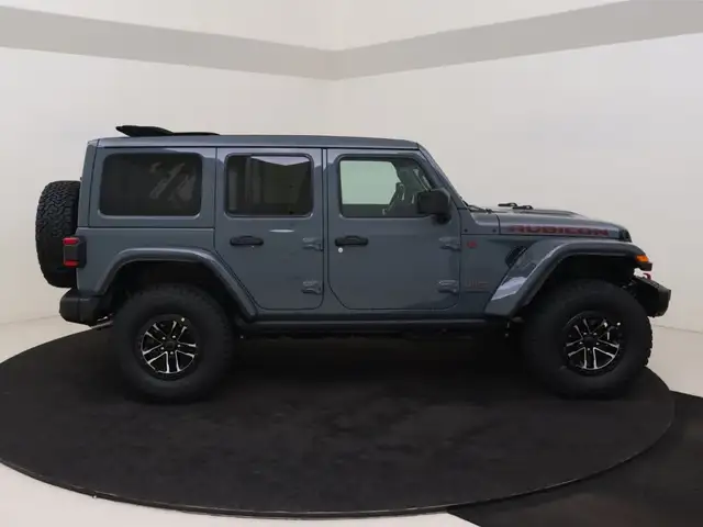 Jeep Wrangler view 5