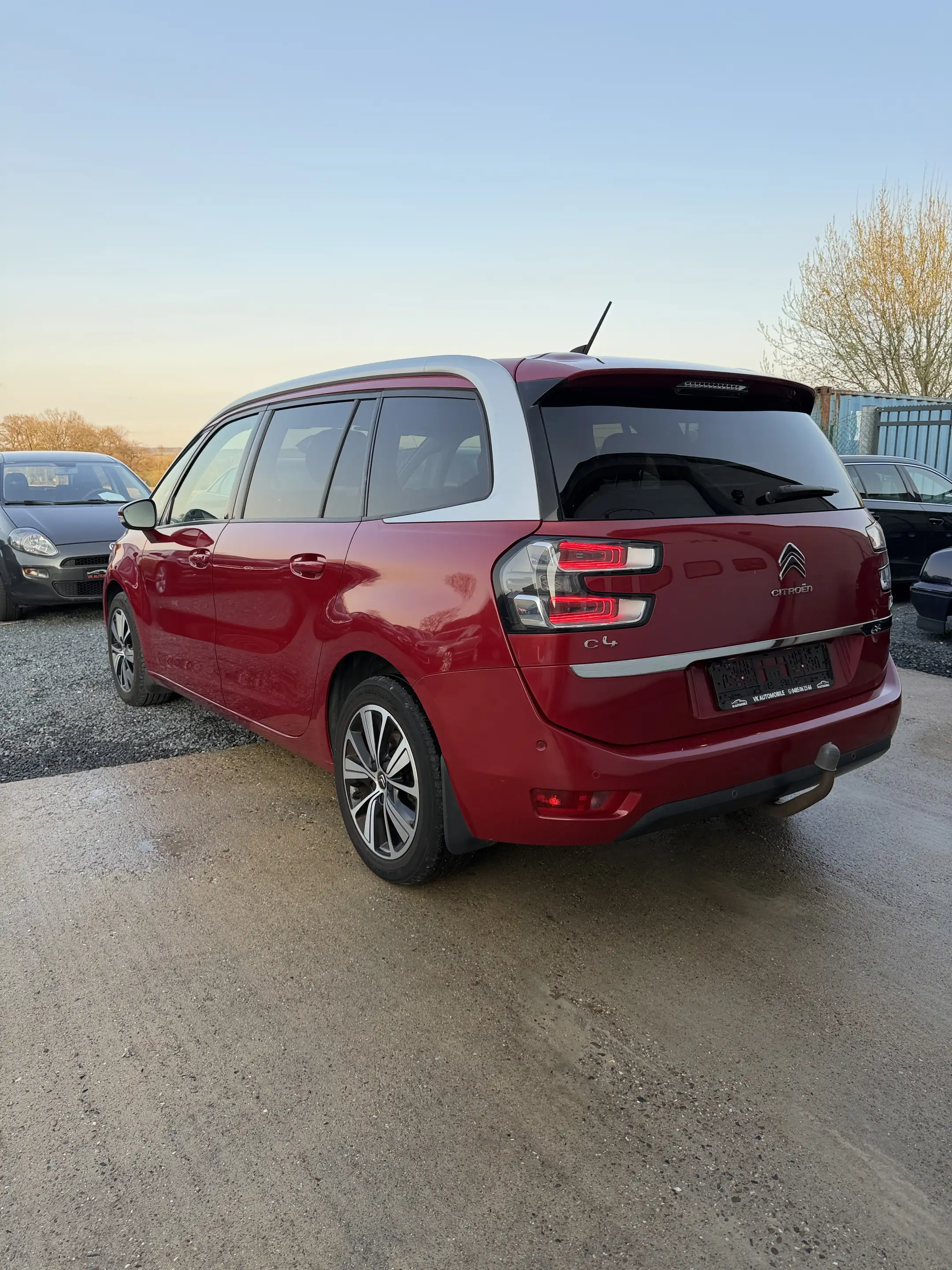 Citroen C4 Picasso C4 Picasso 1.6 BlueHDi Business GPS S — photo 3