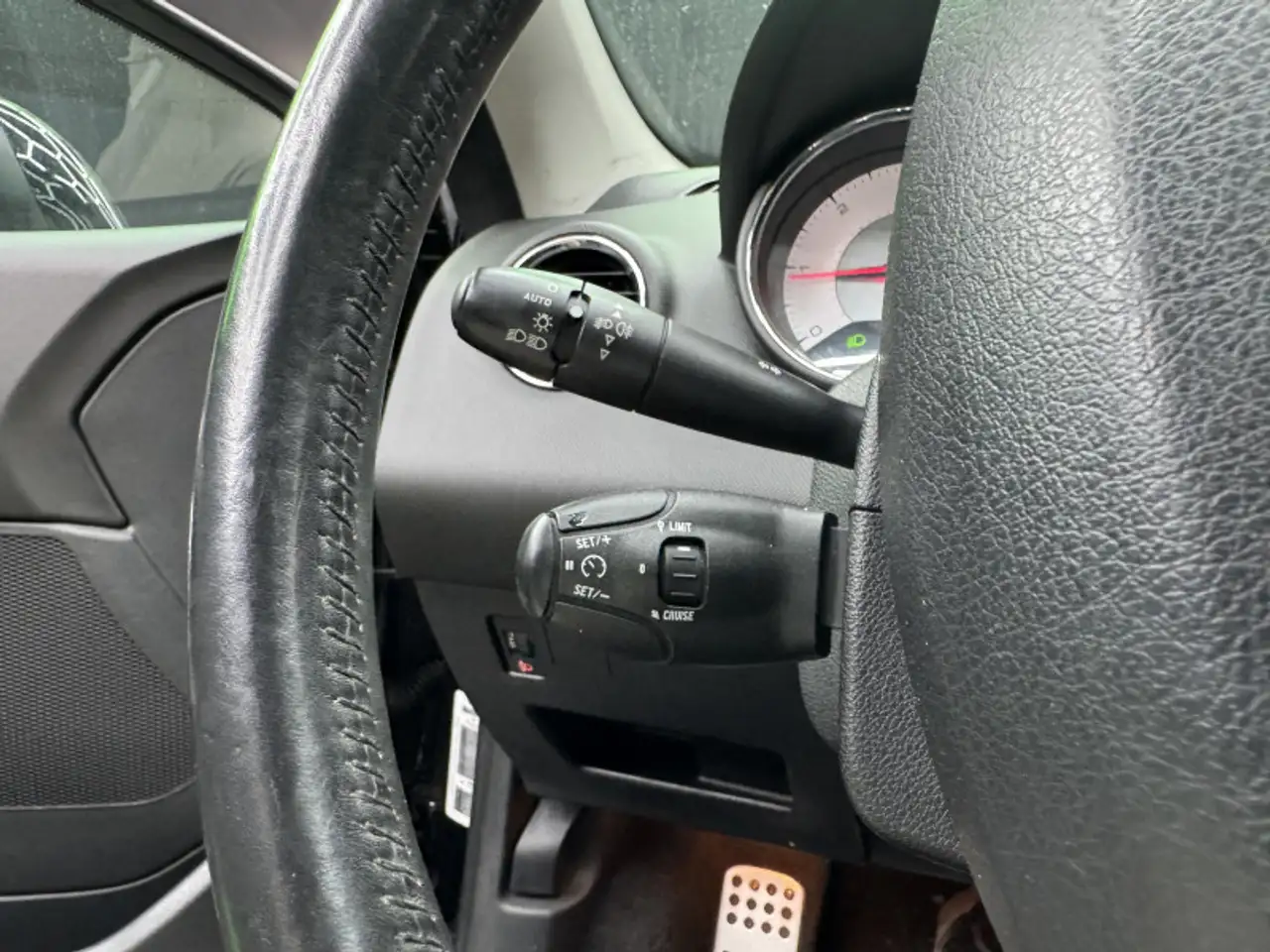 Peugeot 308 308 Coupé-Cabriolet — photo 11