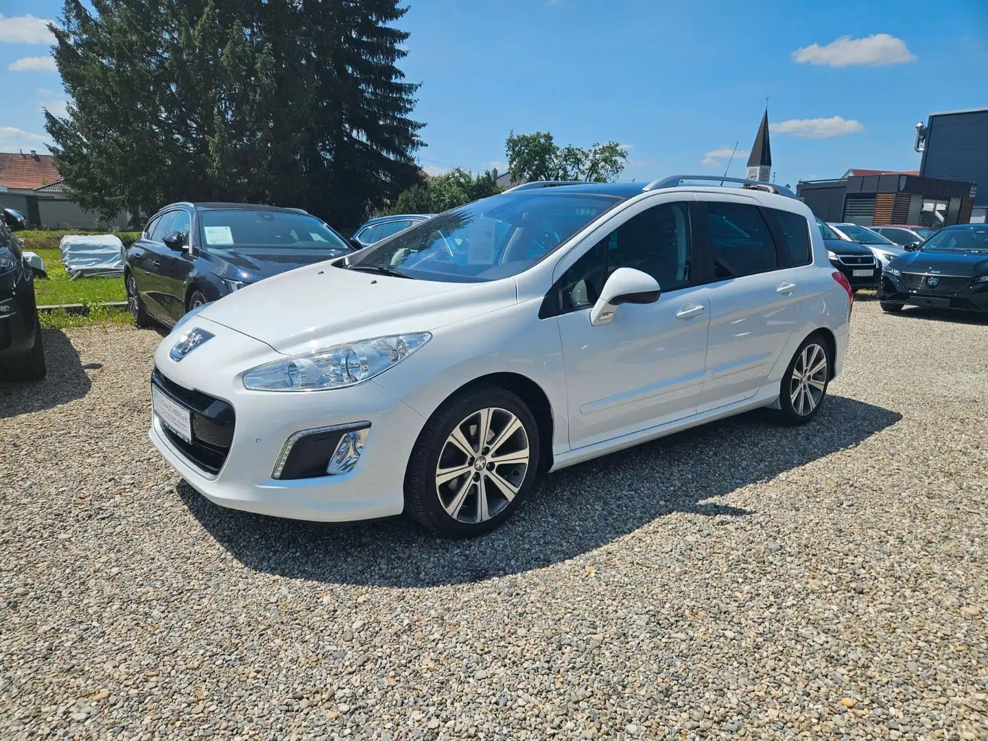 Peugeot 308 SW Allure Automatik, SHZ,Navi,8-fach,AHK Weiß - 1