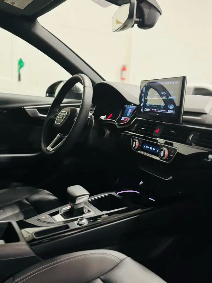 Audi A4 снимка Audi A4
