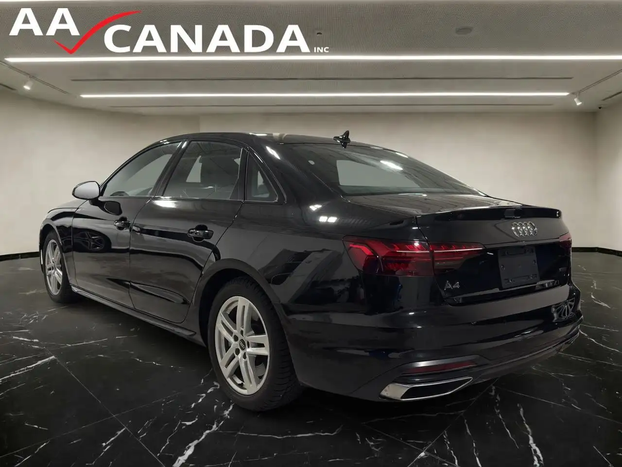 Audi A4 снимка Audi A4
