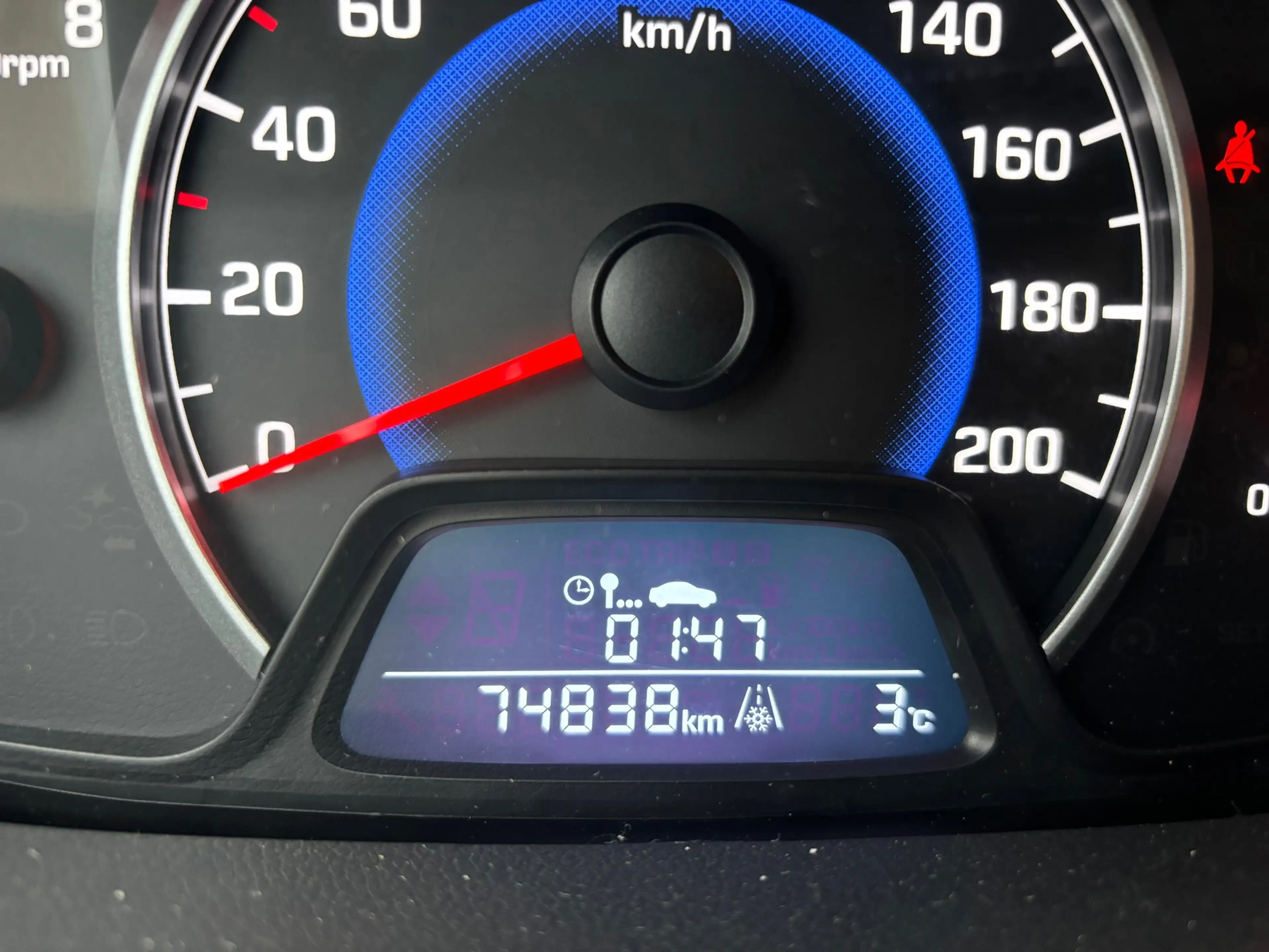 Hyundai i10 1.0i i-Motion — photo 10