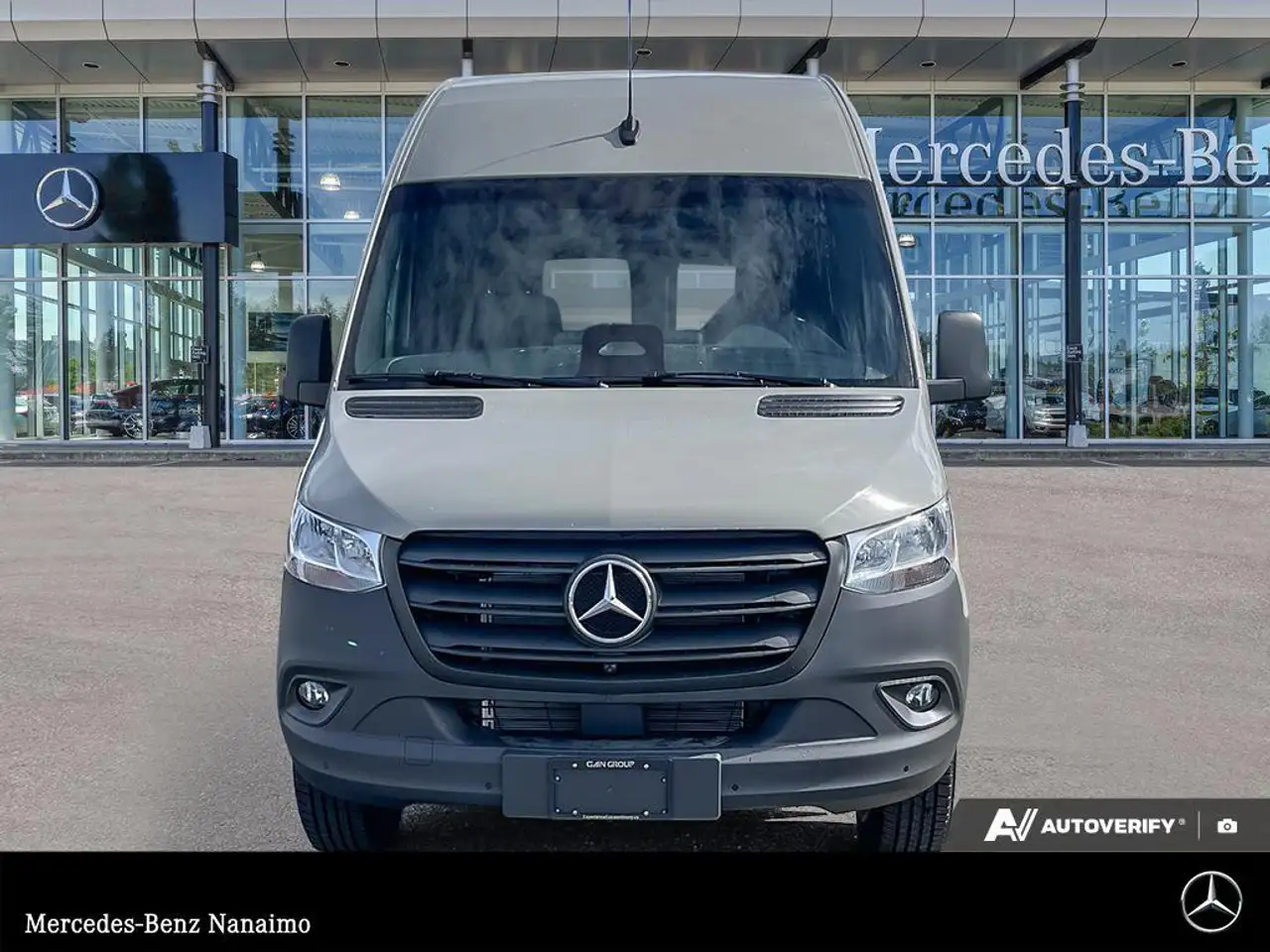 Mercedes-Benz Sprinter снимка Mercedes-Benz Sprinter
