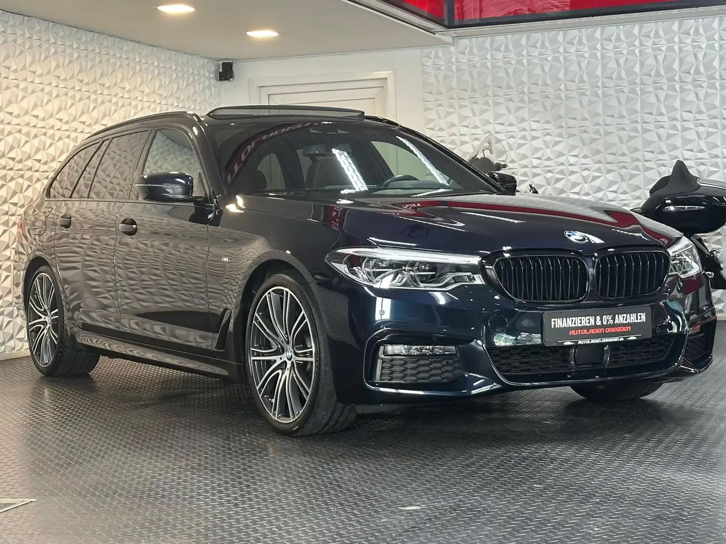 BMW 540 i xDrive M SPORT SHADOWBLACK LED#AHK#ACC#PANO Czarny - 2
