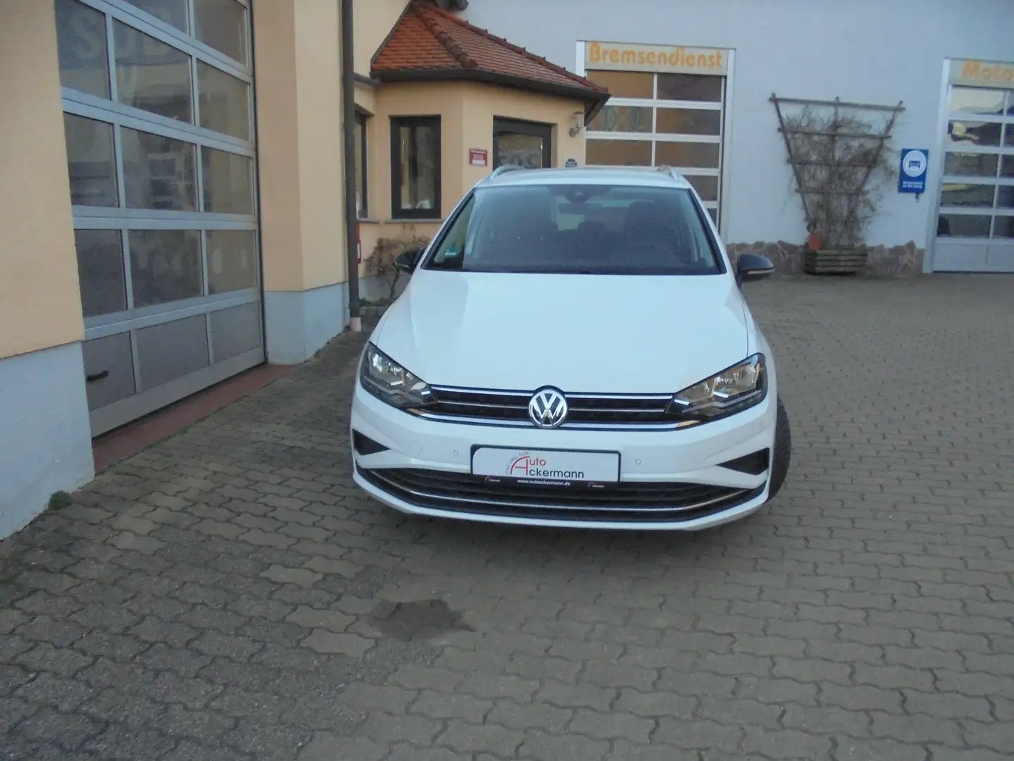 Volkswagen Golf Sportsvan 1.5 TSI ACT OPF IQ.DRIVE Navi ACC Bianco - 2