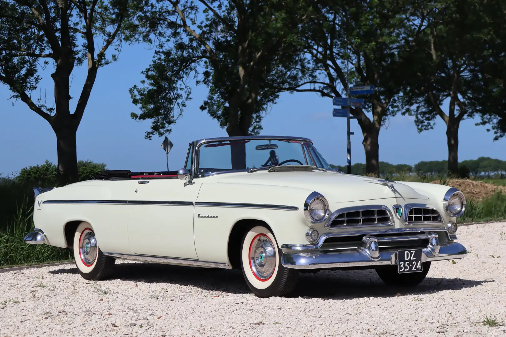 Chrysler WINDSOR DE LUXE CABRIOLET 1955 1395 stuks geproduc Wit - 1