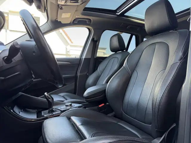 BMW X1 view 3