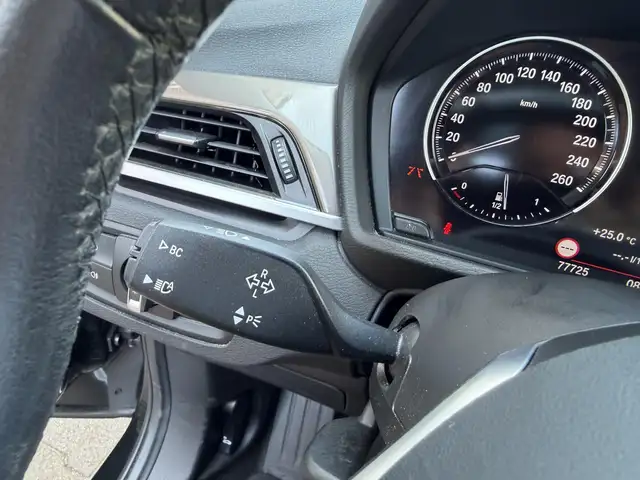 BMW X1 view 9