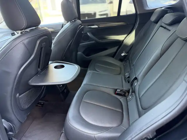 BMW X1 view 5