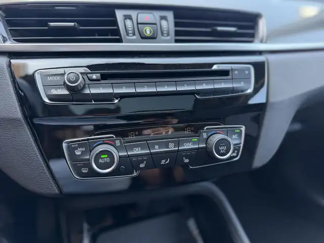 BMW X1 view 8