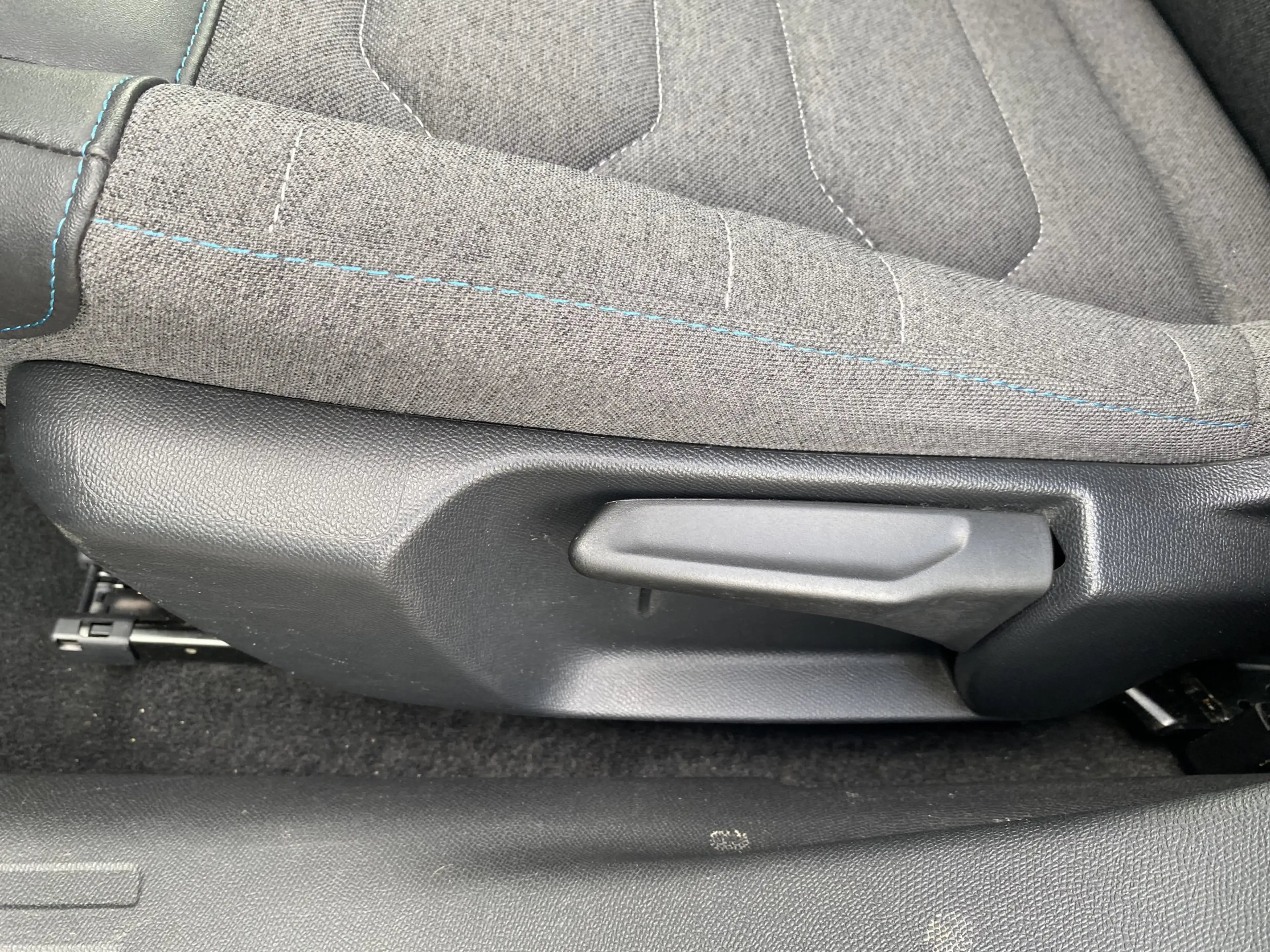 Citroen E-C4 Electric Feel Pack 50 kWh — photo 16