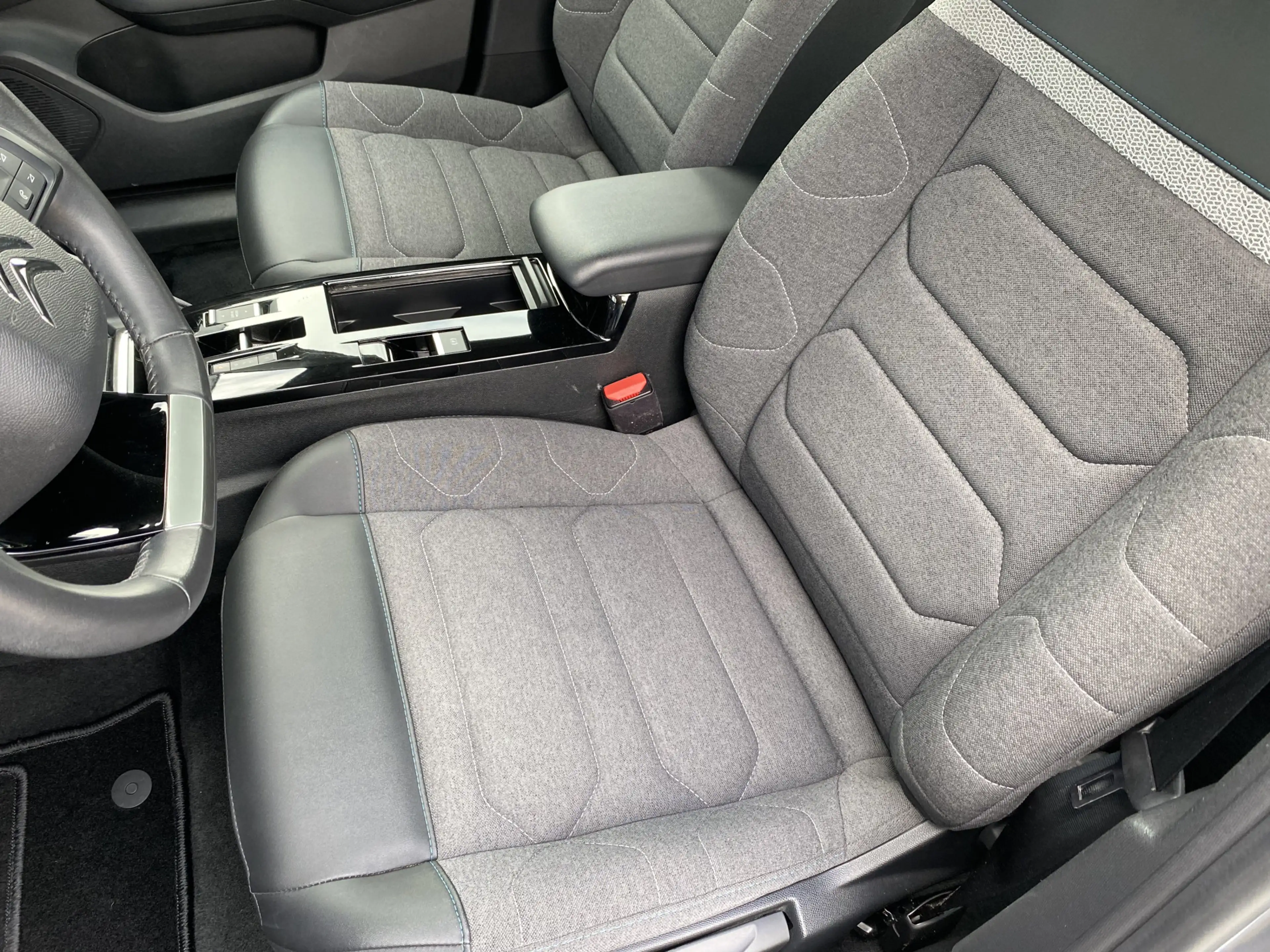 Citroen E-C4 Electric Feel Pack 50 kWh — photo 14