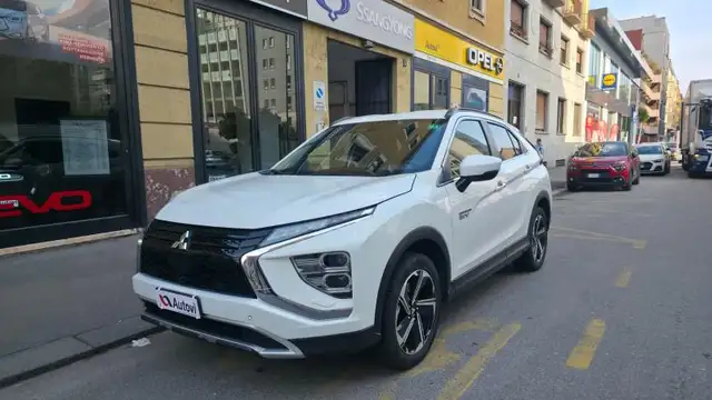 Mitsubishi Eclipse Cross 2.4 phev Instyle s-awc (PROMO)