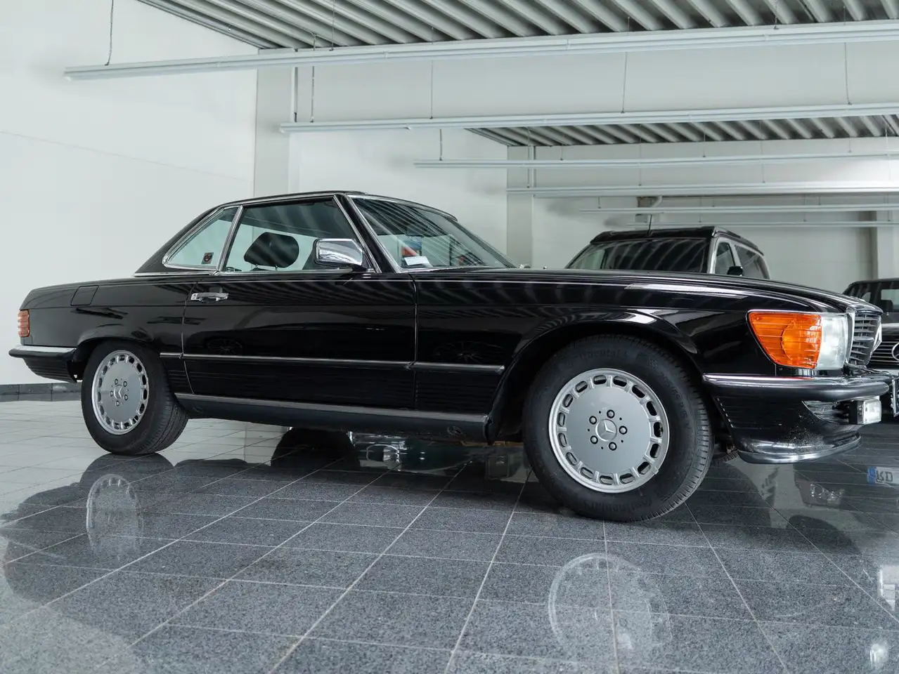 Mercedes-Benz 560 SL / H- Zulassung, foto 2