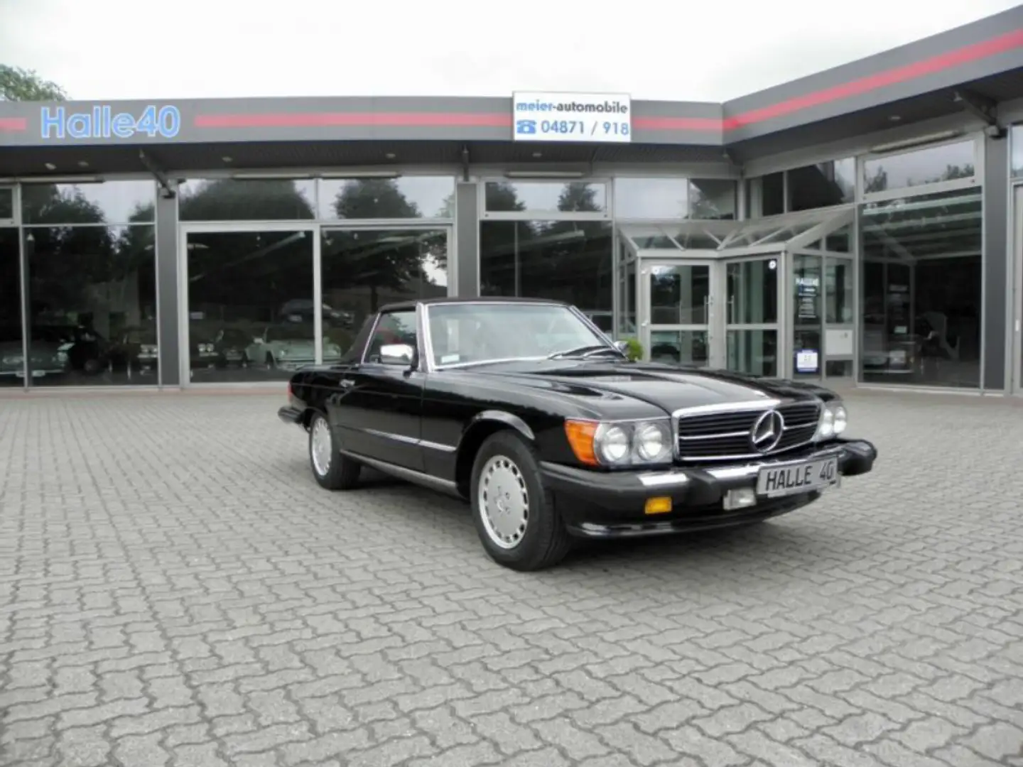 Mercedes-Benz 560 560 SL / H- Zulassung Zwart - 1