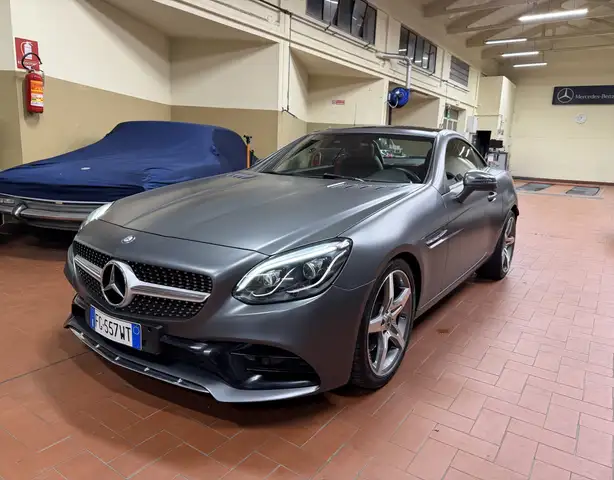 Mercedes-Benz SLC 180 AMG Line -UNICOPROPRIETARIO-