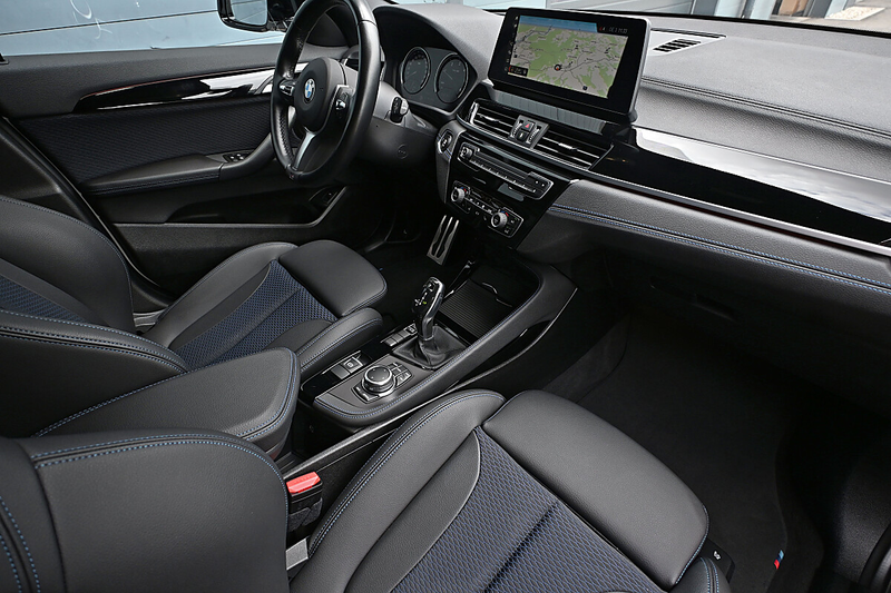 BMW X2 sDrive 16d Aut. M Sport adapt. LED, HeadUp, Nav... — photo 4