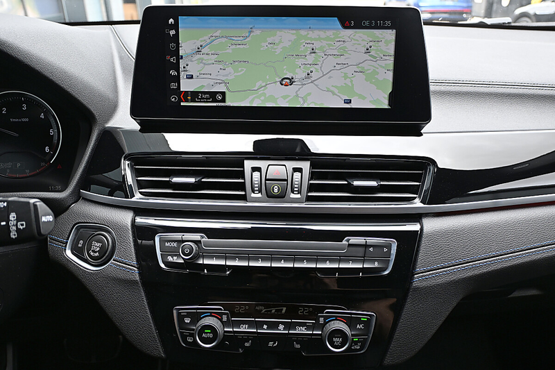 BMW X2 sDrive 16d Aut. M Sport adapt. LED, HeadUp, Nav... — photo 9