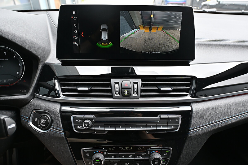 BMW X2 sDrive 16d Aut. M Sport adapt. LED, HeadUp, Nav... — photo 8