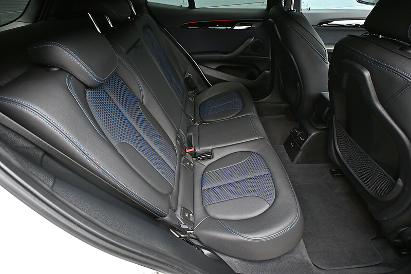 BMW X2 sDrive 16d Aut. M Sport adapt. LED, HeadUp, Nav... — photo 15
