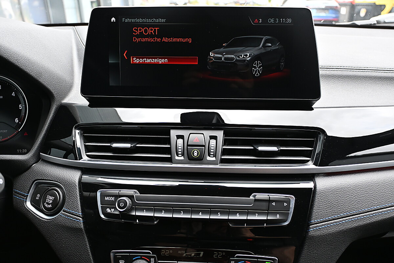 BMW X2 sDrive 16d Aut. M Sport adapt. LED, HeadUp, Nav... — photo 14