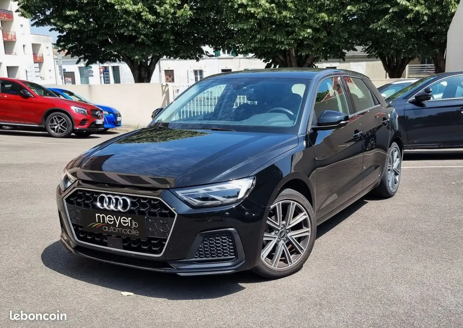 Audi A1 1.0 tfsi 95 cv advanced Noir - 1