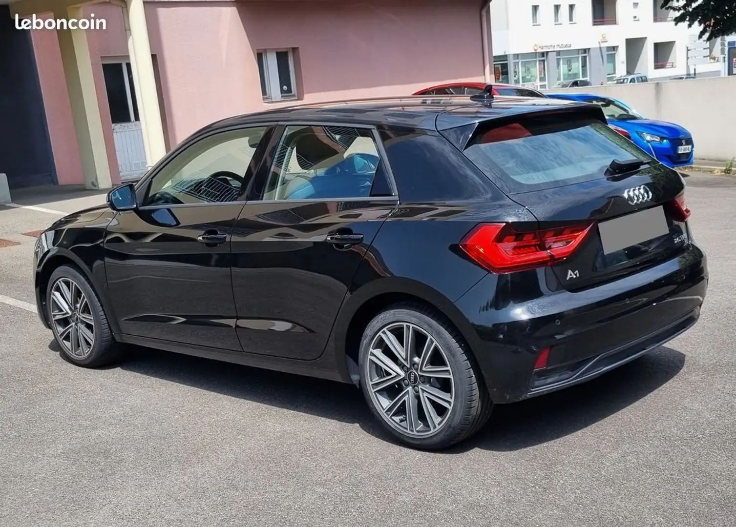 Audi A1 1.0 tfsi 95 cv advanced Noir - 2