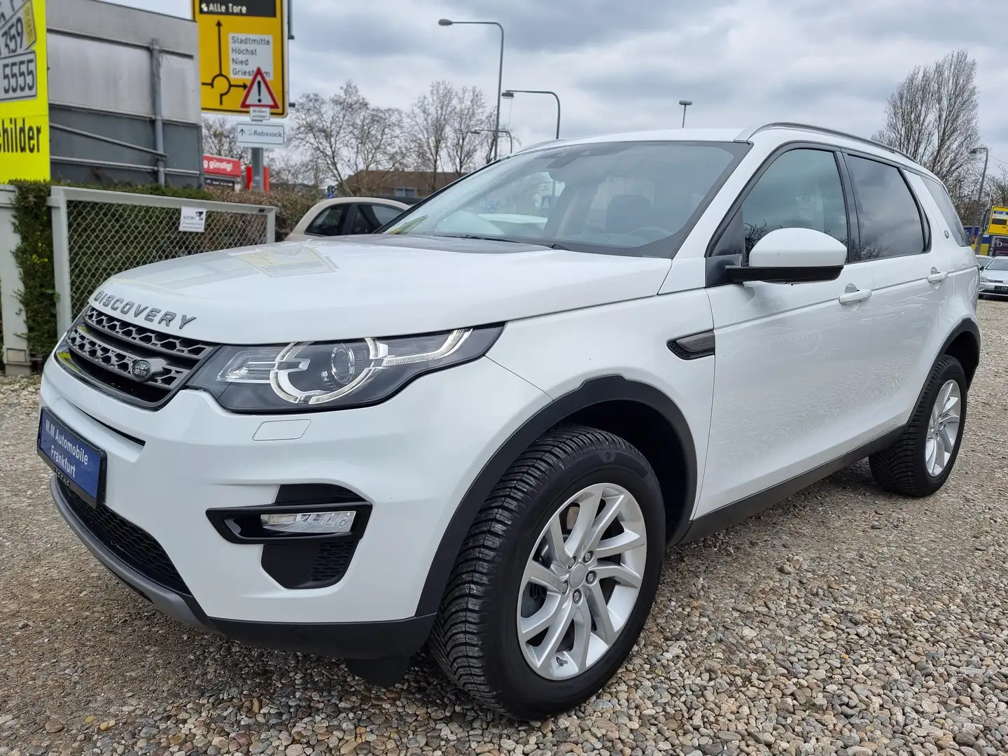 Land Rover Discovery Sport SE 4 AWD°Leder°Navi°Xenon°AHK°2Hand Blanc - 1