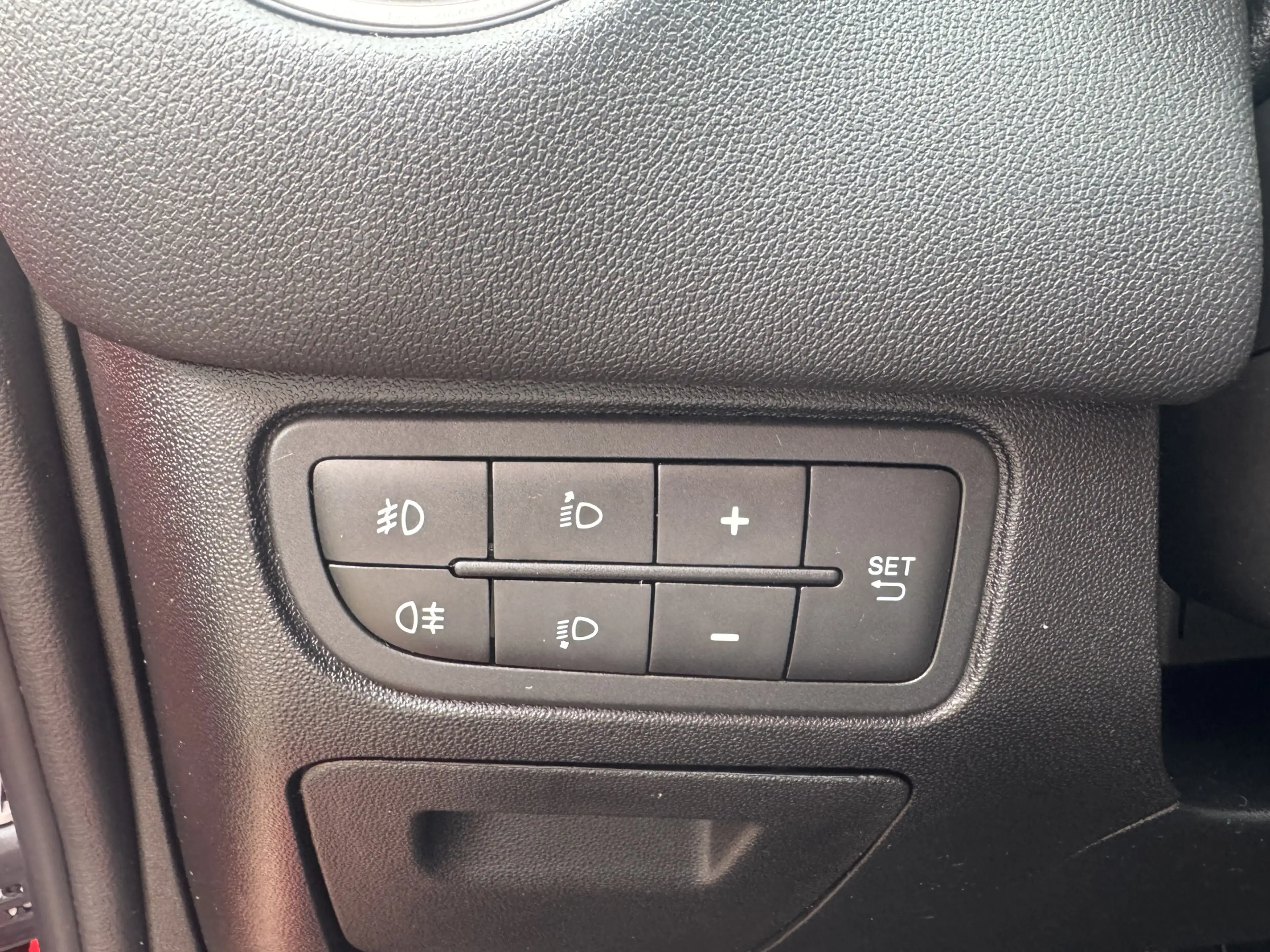 Fiat Punto Evo 0.9 TwinAir Lounge Cruise, Clima, LM velgen, Parke — photo 18
