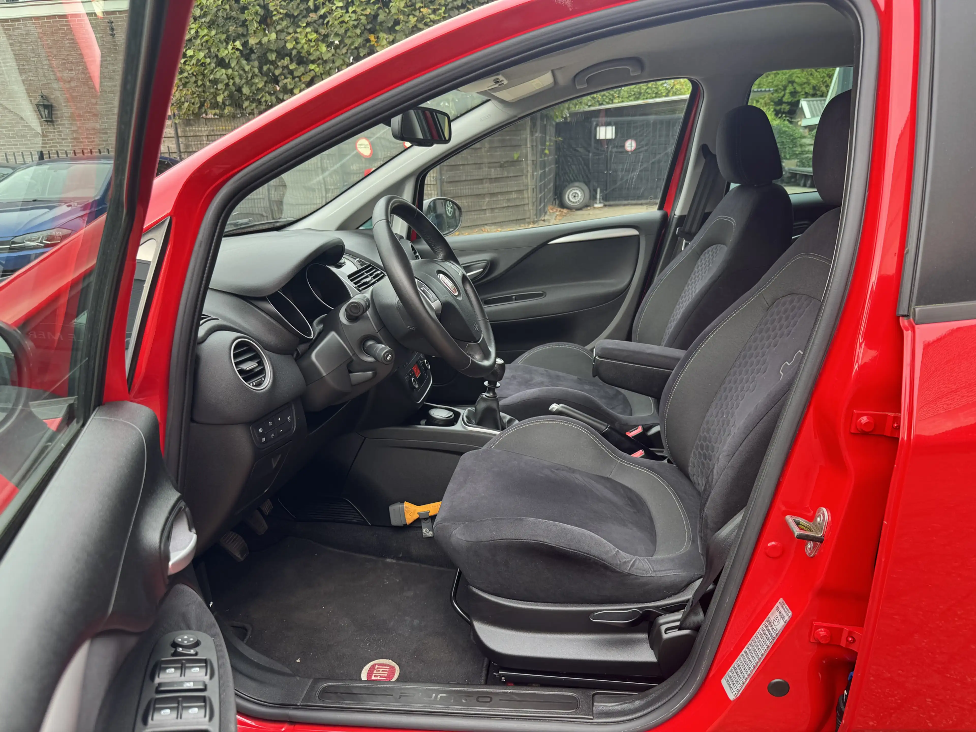 Fiat Punto Evo 0.9 TwinAir Lounge Cruise, Clima, LM velgen, Parke — photo 8