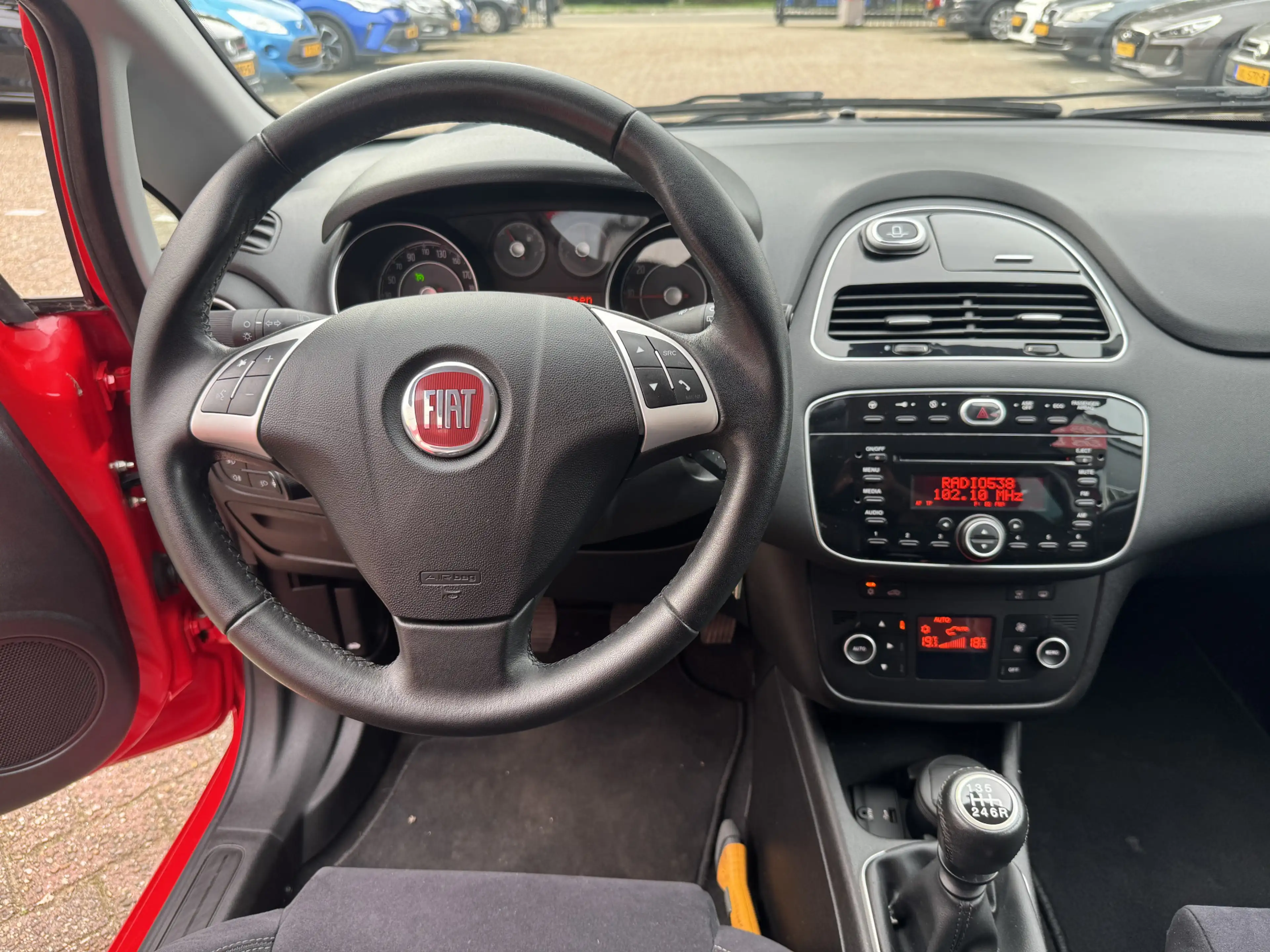 Fiat Punto Evo 0.9 TwinAir Lounge Cruise, Clima, LM velgen, Parke — photo 13