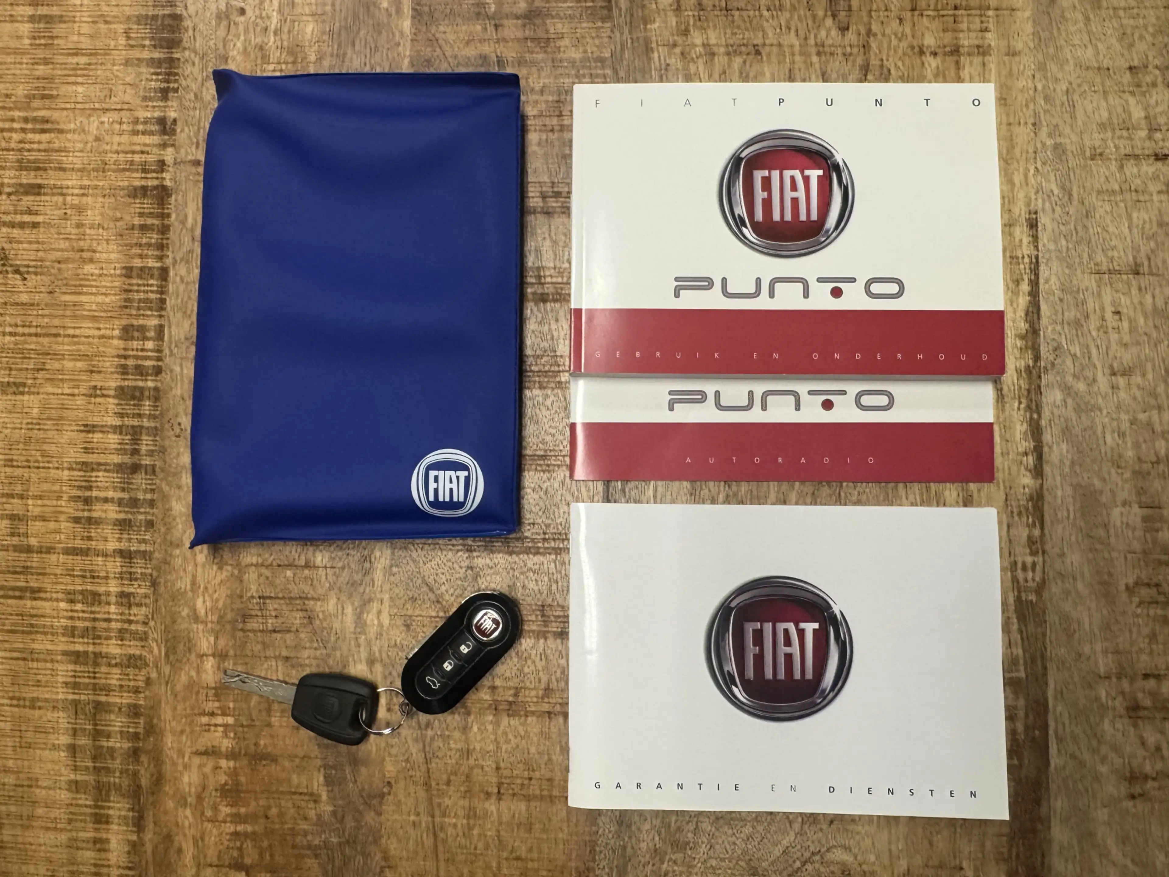 Fiat Punto Evo 0.9 TwinAir Lounge Cruise, Clima, LM velgen, Parke — photo 19