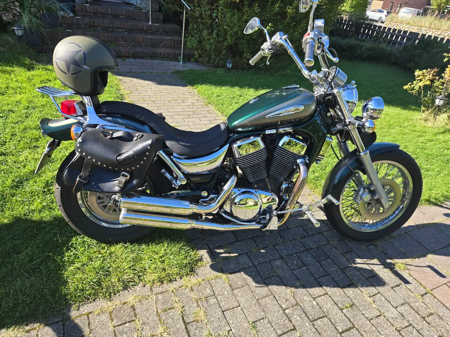 Suzuki VS 1400 Grün - 1