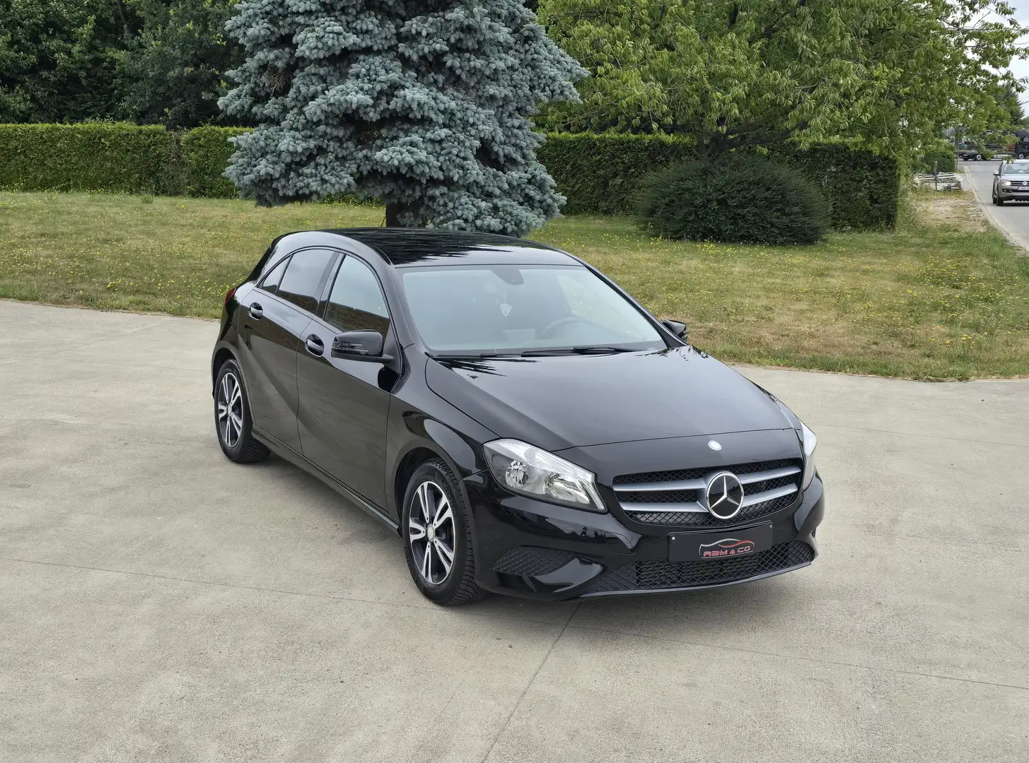 Mercedes-Benz A 180 Essence ** 1er Proprio - 70.000 km ** Gar 12M Black - 1