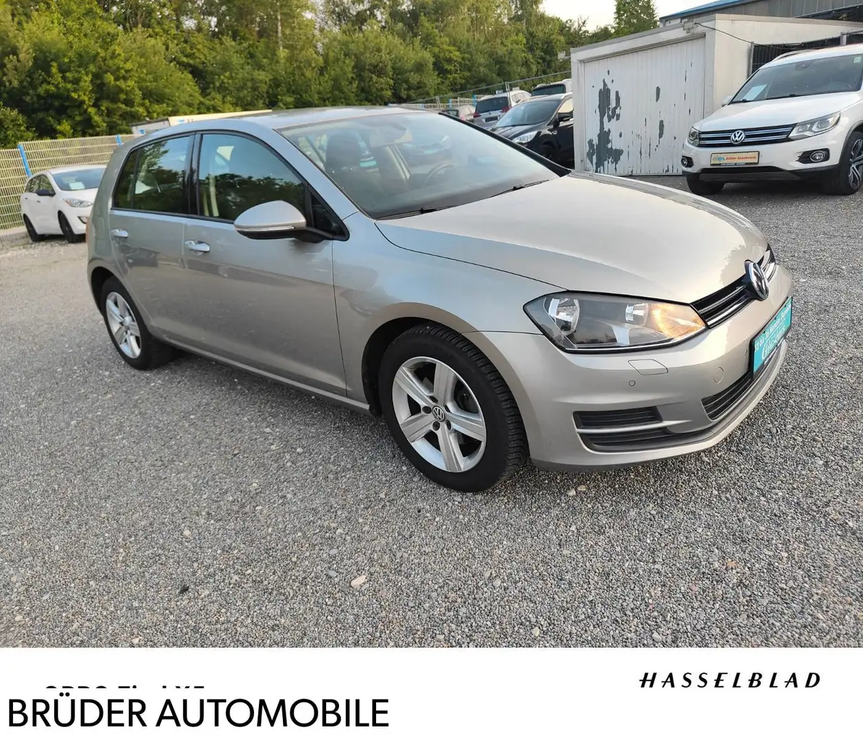 Volkswagen Golf 7 Lim Comfortline BMT /Navi /SHZ / Silber - 1