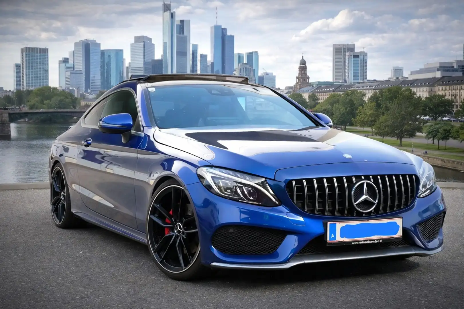 Mercedes-Benz C 180 Coupe C63-AMG-Optik - 1